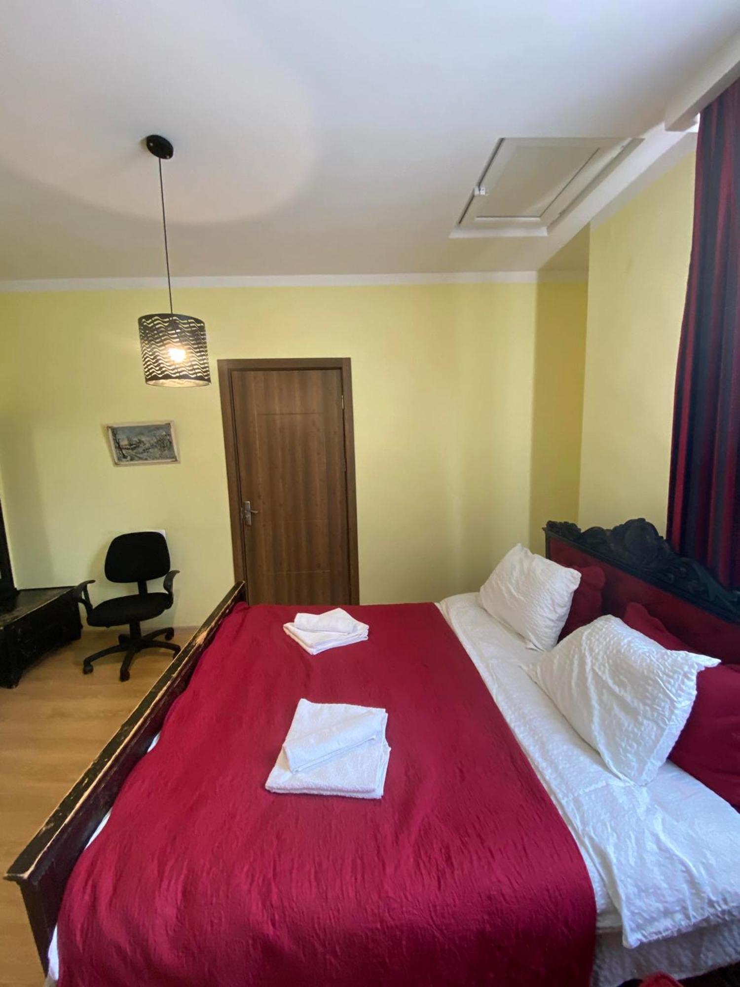 El-Mi Hotel Боржоми Екстериор снимка