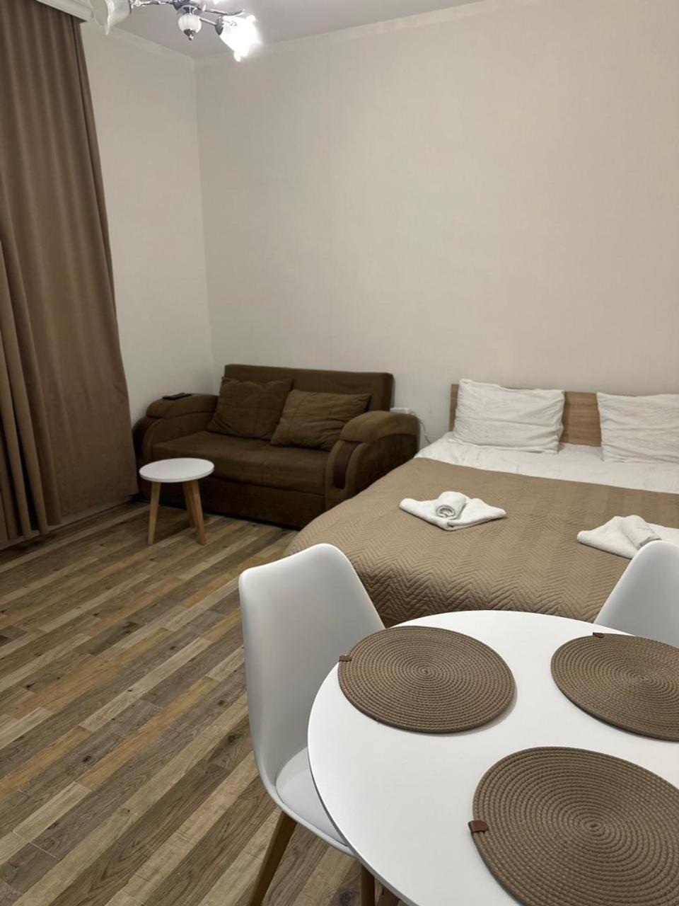 El-Mi Hotel Боржоми Екстериор снимка