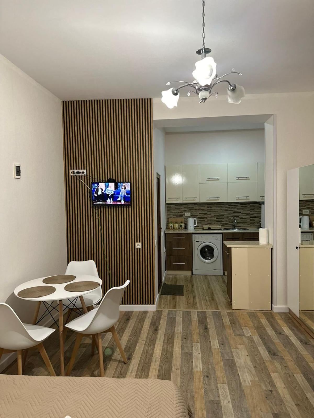 El-Mi Hotel Боржоми Екстериор снимка