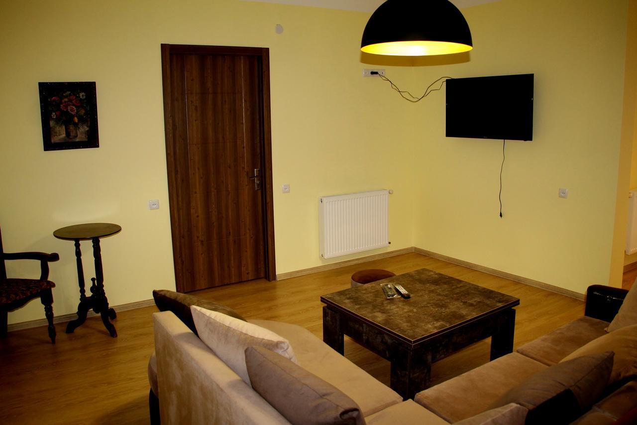 El-Mi Hotel Боржоми Екстериор снимка