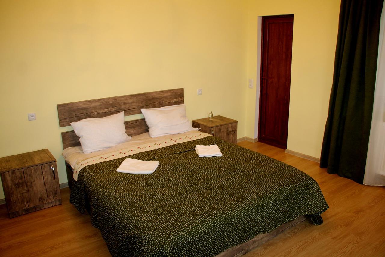 El-Mi Hotel Боржоми Екстериор снимка